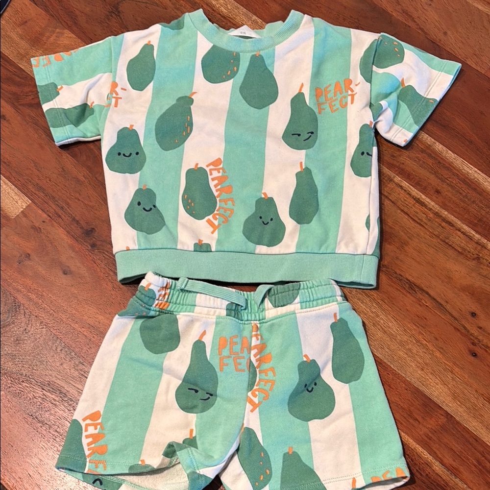 H & M Pear Print Kids Set - Green and White